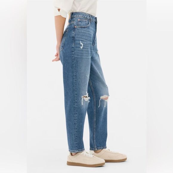 Primark Blue Relaxed Mom Jeans High Rise with Distressed Details - Picture 6 of 16